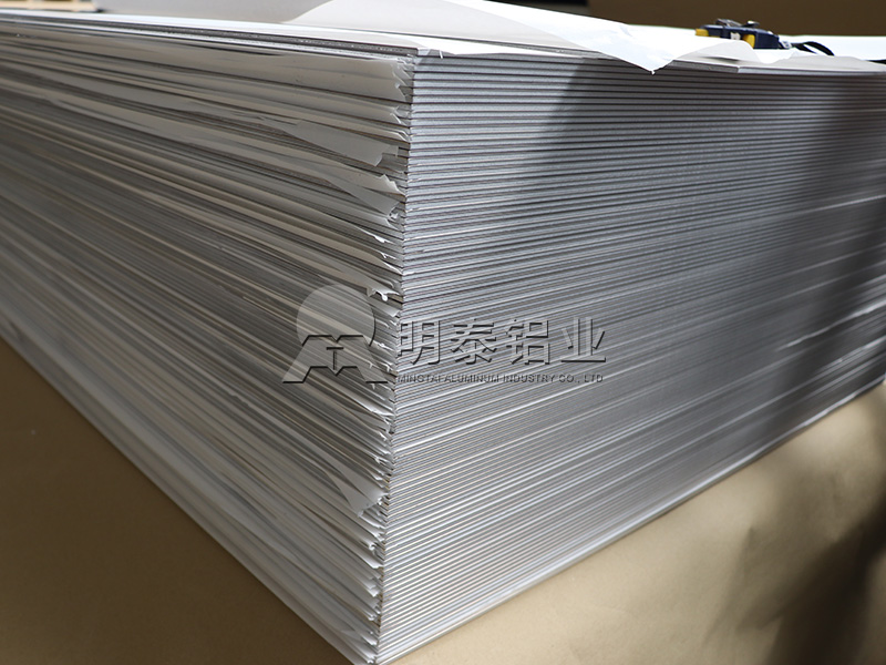 5454铝合金：优良的性能成为商用汽车的优选材料